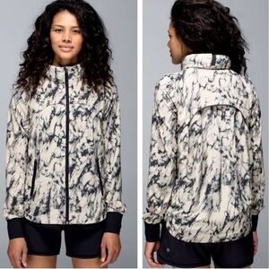 Lululemon Bring Back The Track Rain Jacket Light Weight With Hood